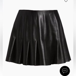 NWT Alice and Olivia Carter Vegan pleated leather skirt